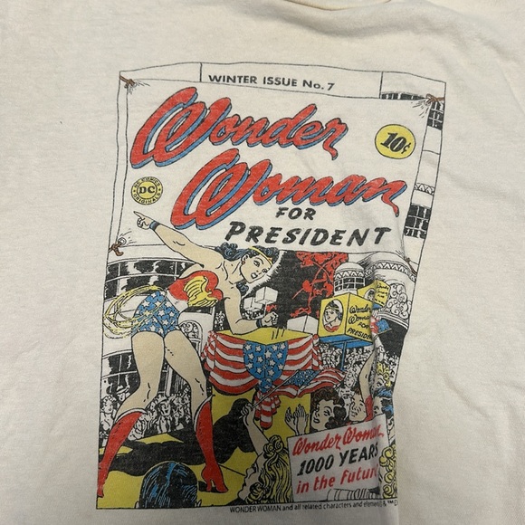 Re/done denim Wonder Woman Graphic Tee - Picture 4 of 4